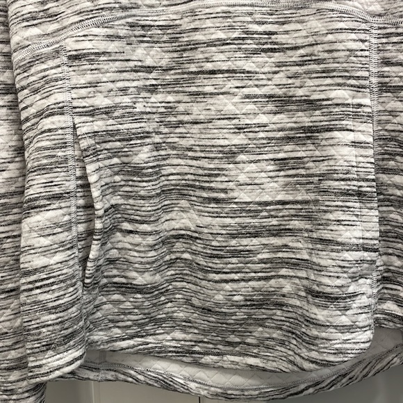 Marmot Quilted Cowl Neck Sweatshirt - Picture 2 of 9